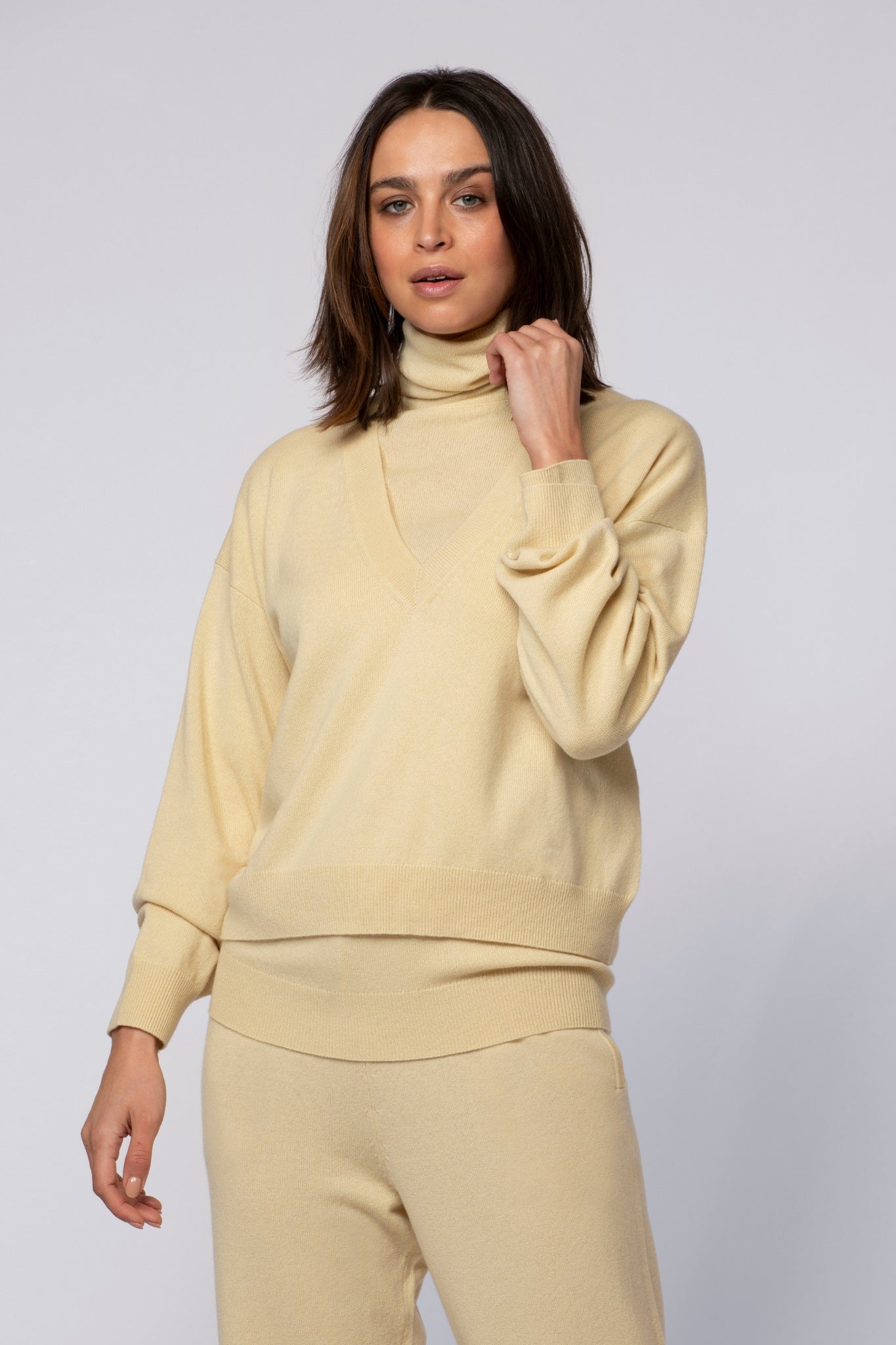 Pull POLIANA jaune blé en cachemire haut de gamme MAX&MOI