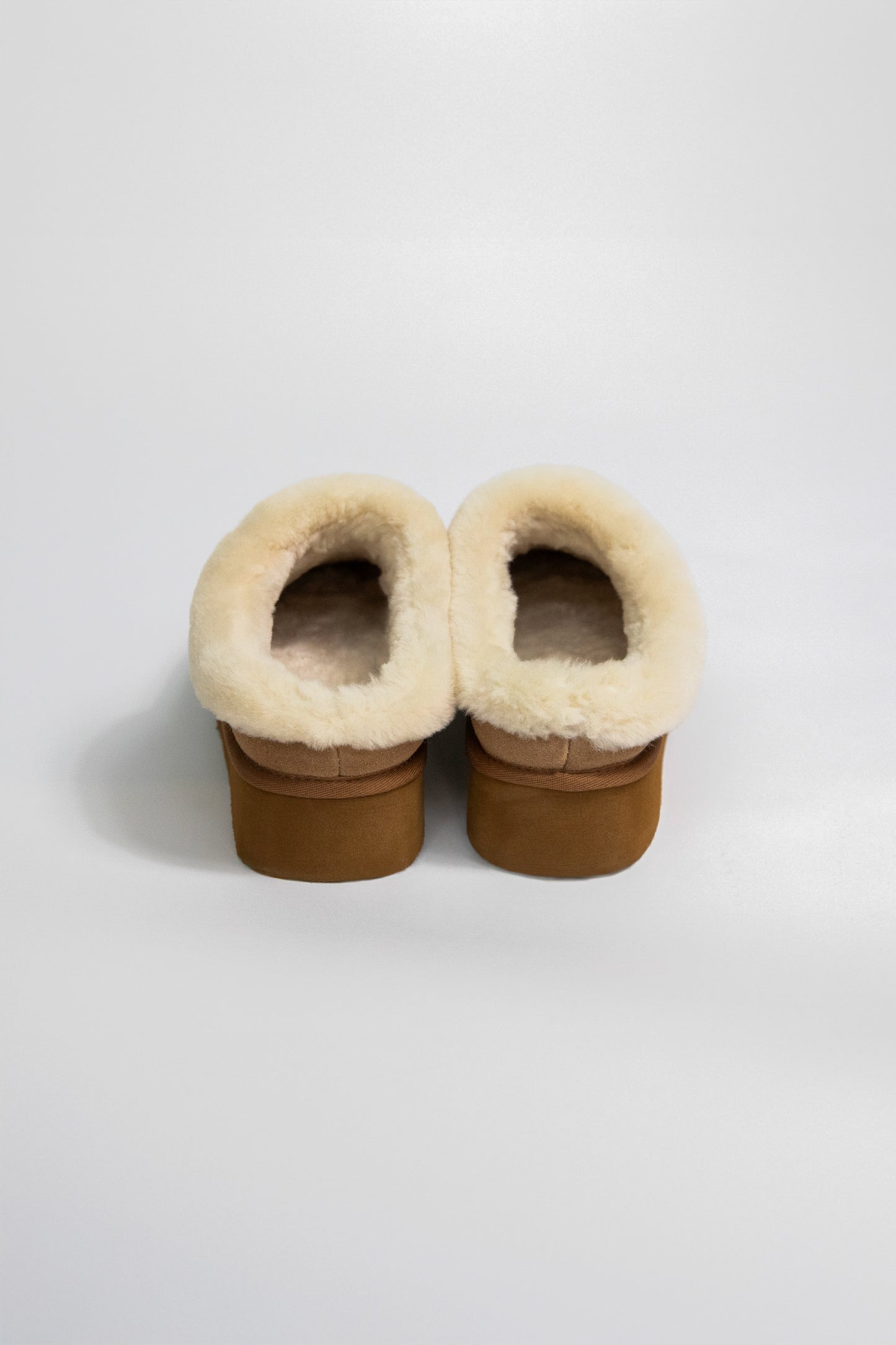 AMOUR mules