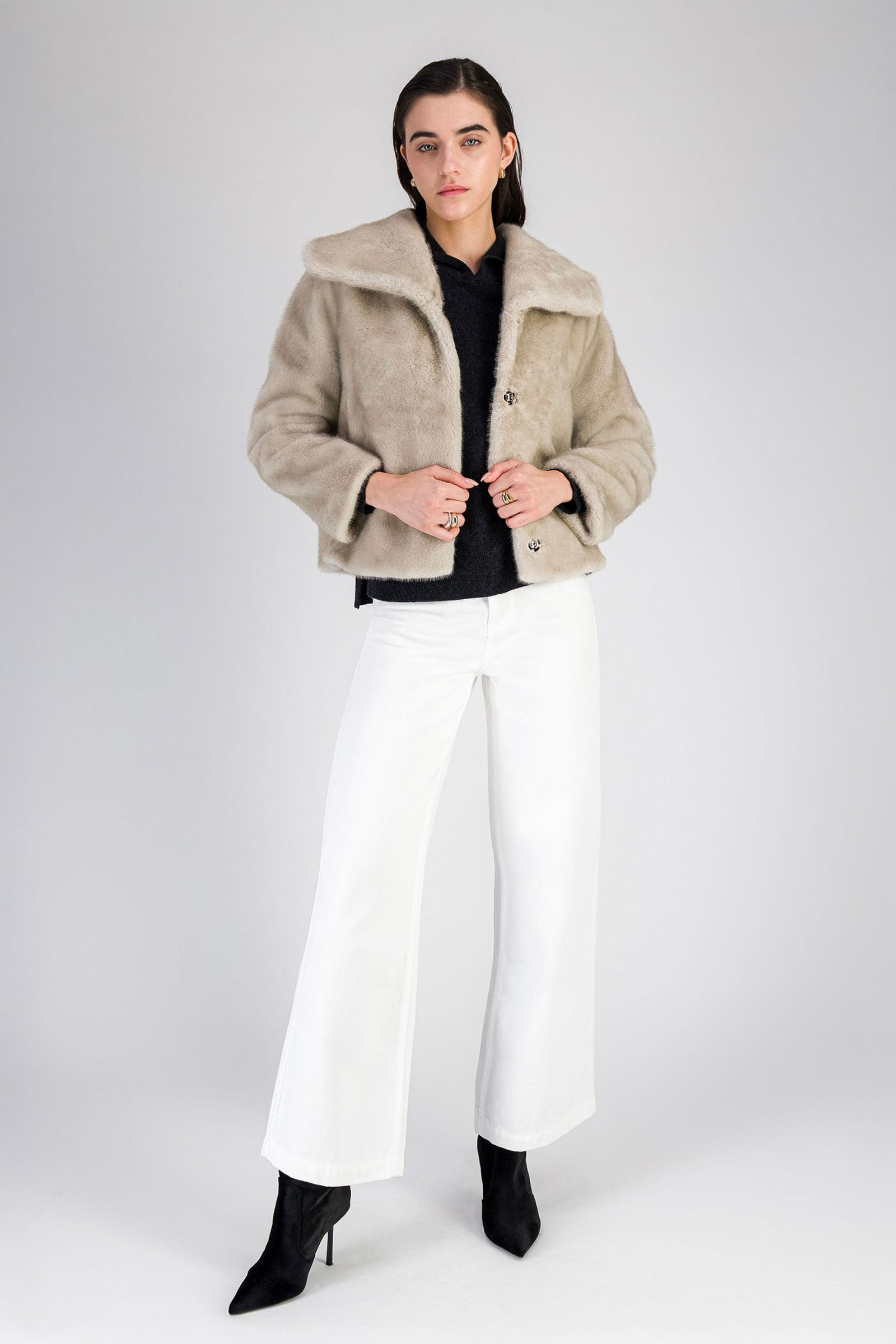 VELORA jacket