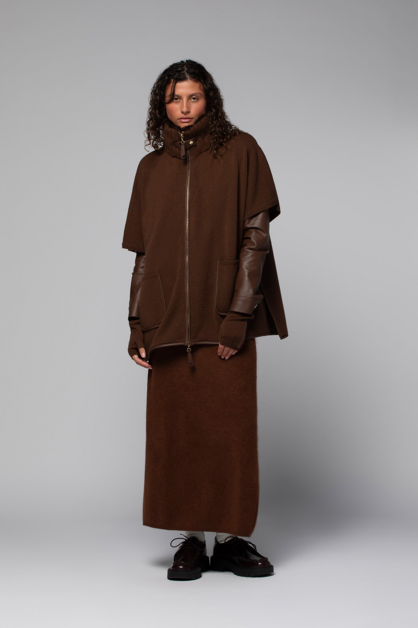 PAVIA poncho