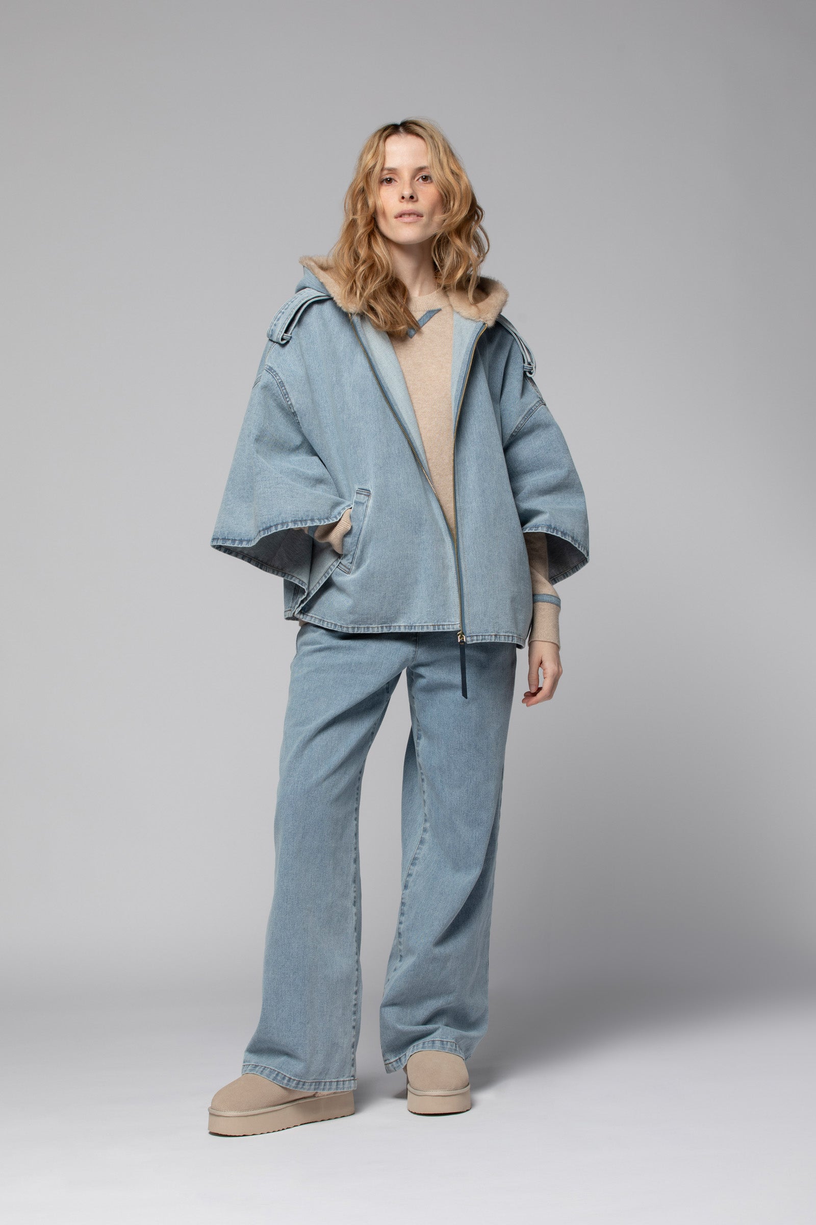 VANDA poncho
