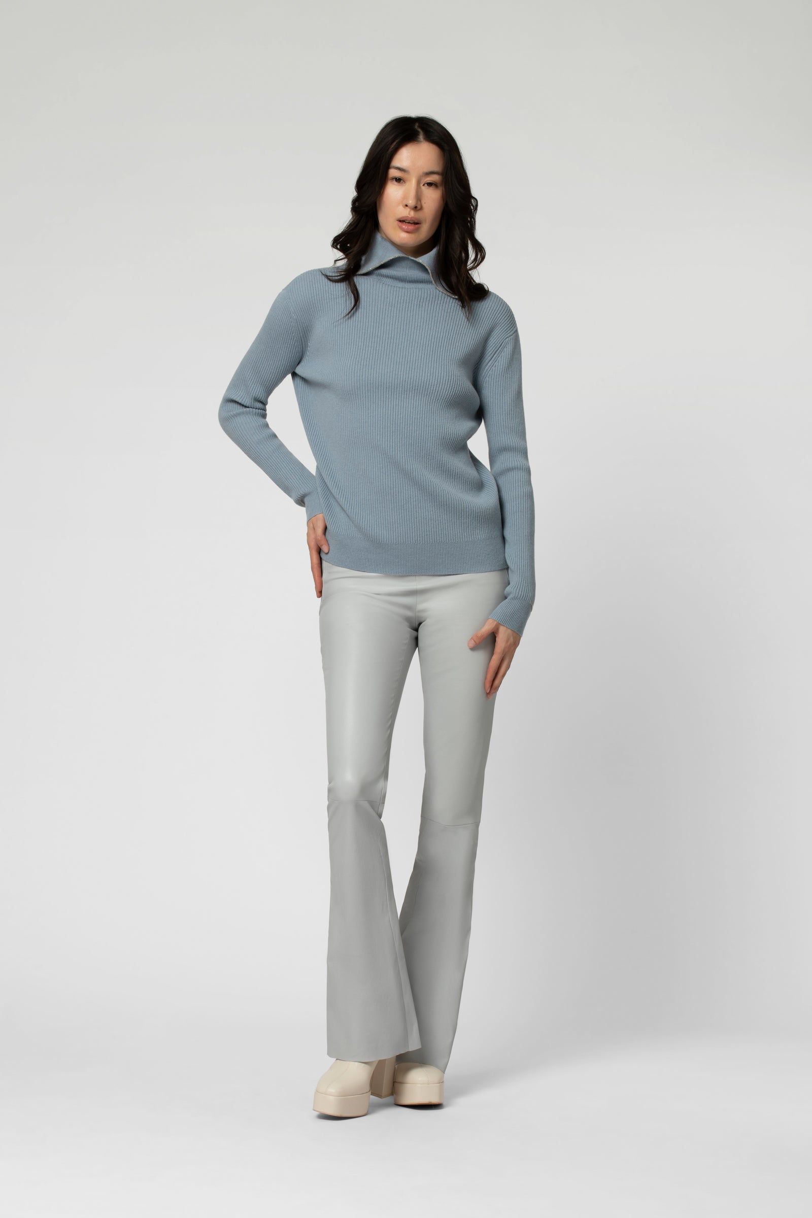 Legging en cuir BEYINA