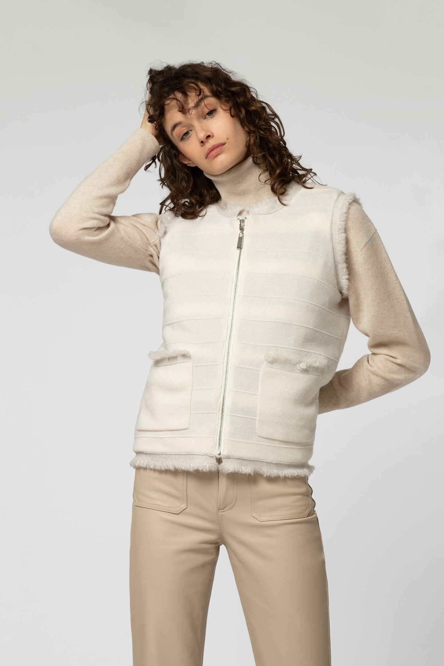 GOYA vest