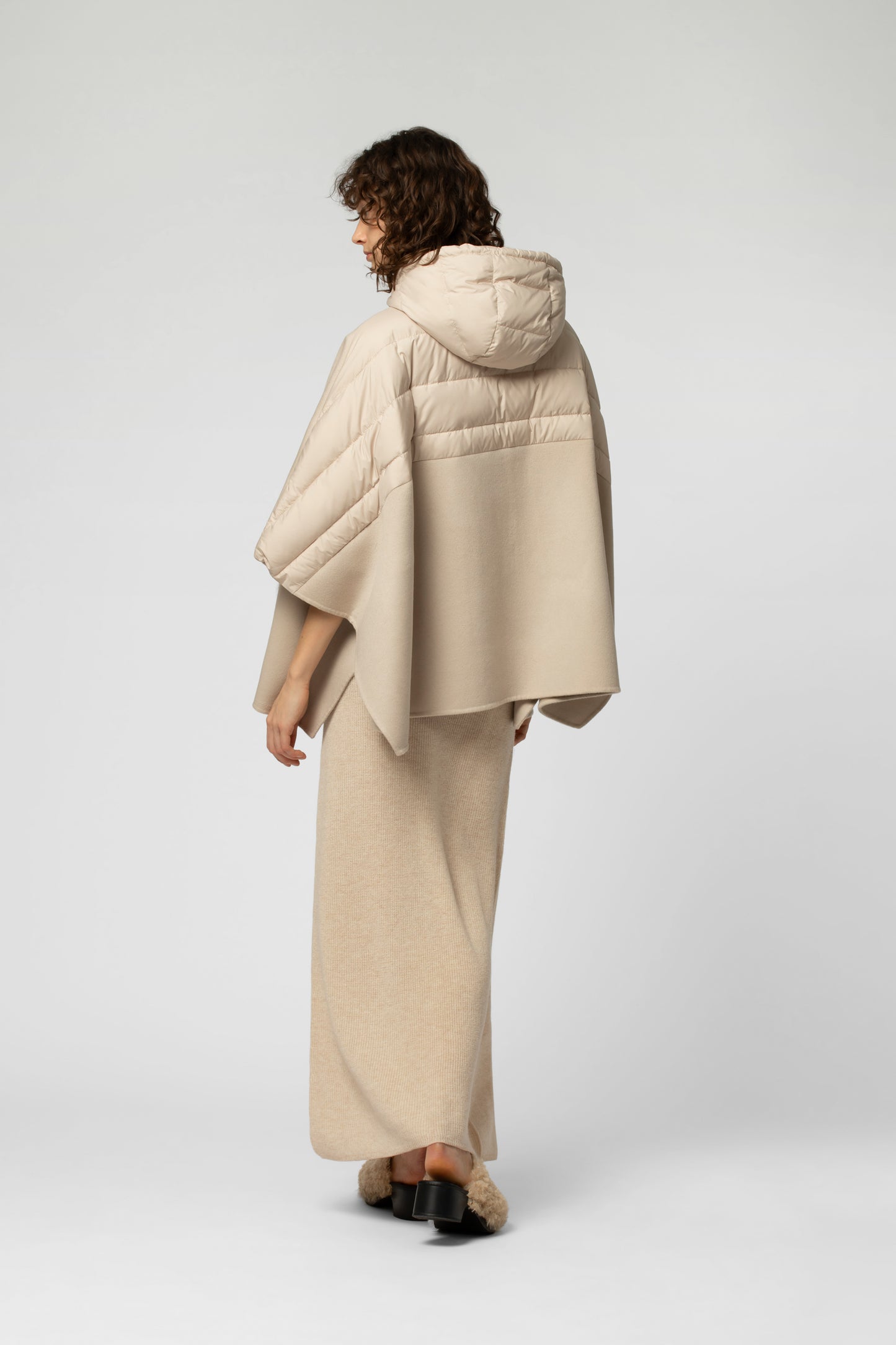 MIRAGE cape