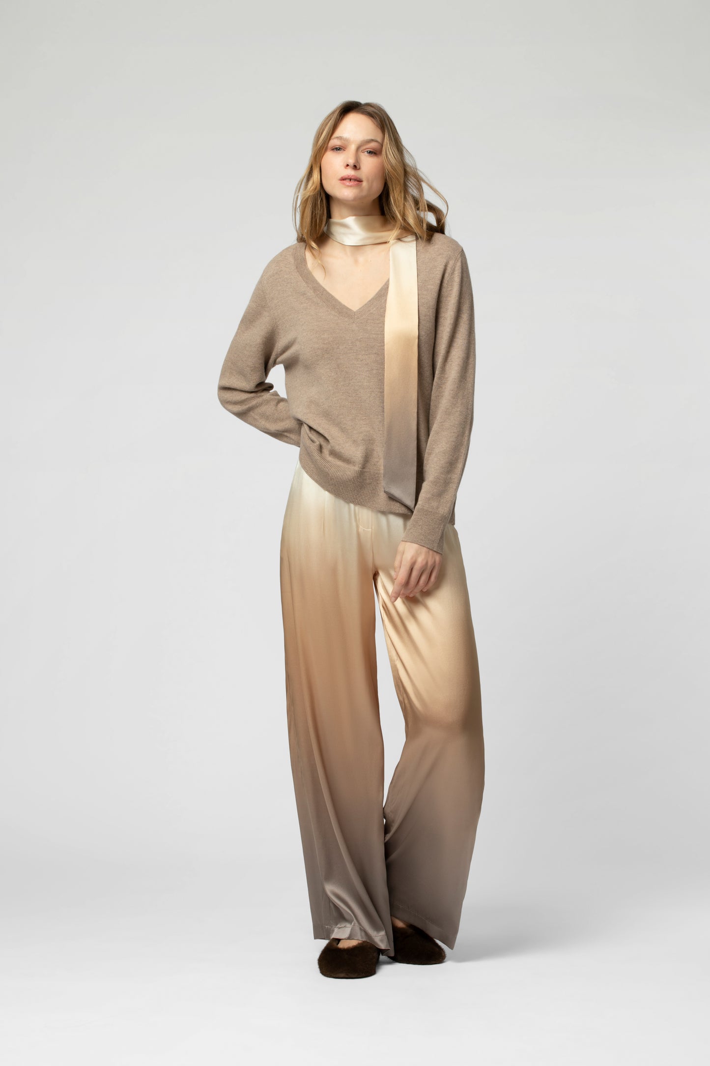 PANDORA sweater