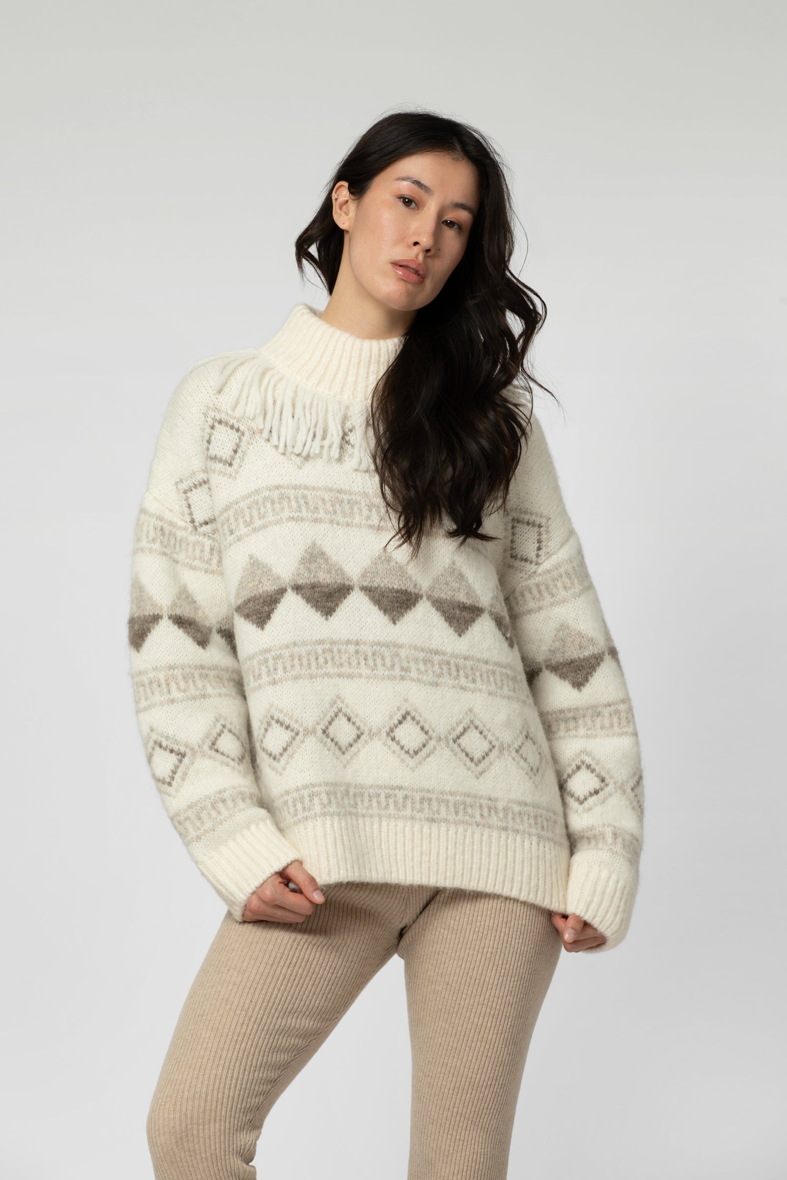 PELIA sweater