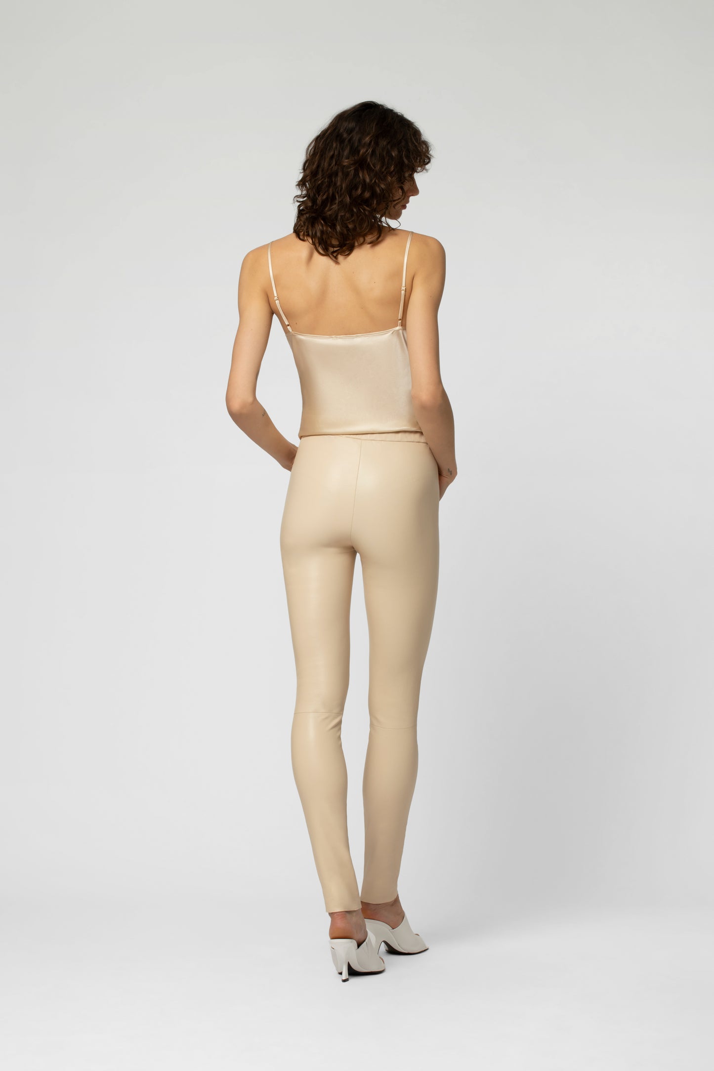Leather PERLEGGING