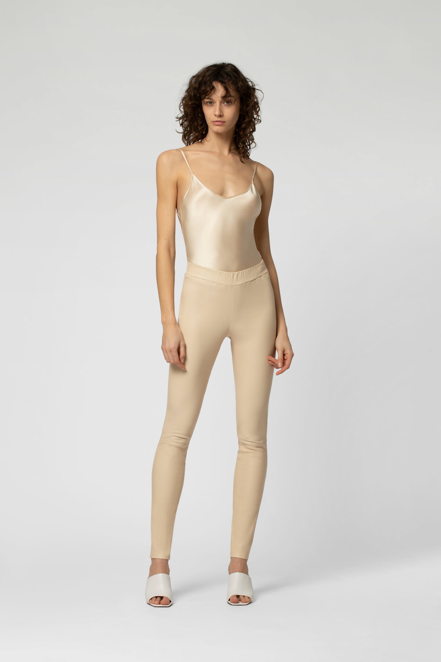Leather PERLEGGING