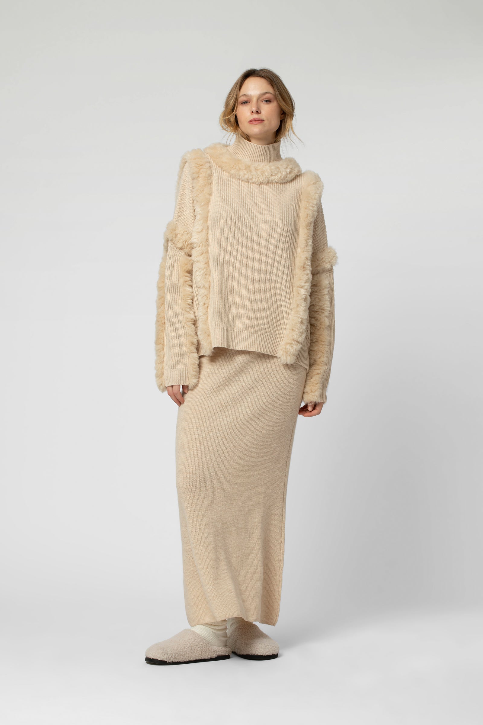 POMELIE sweater