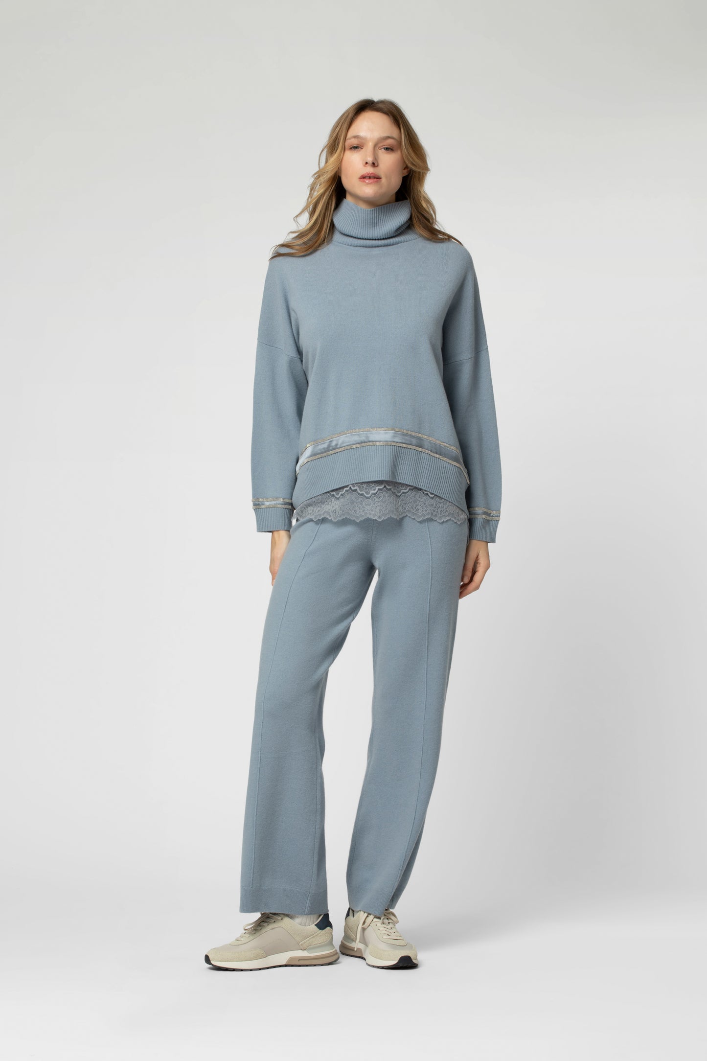 PUFFI sweater