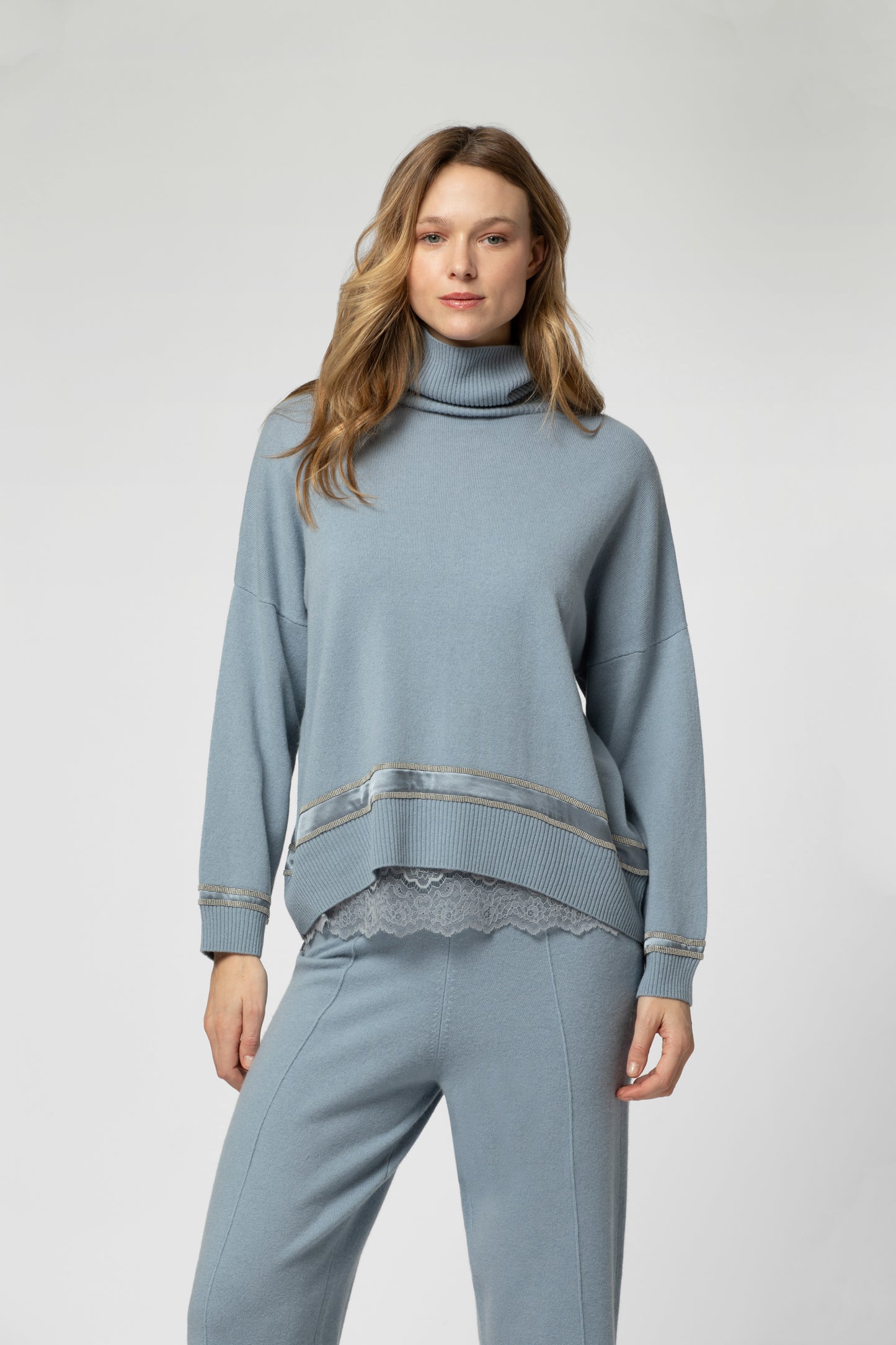 PUFFI sweater