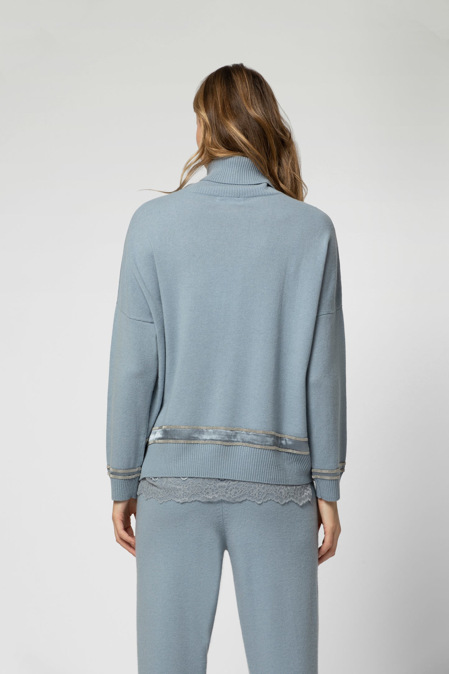 PUFFI sweater