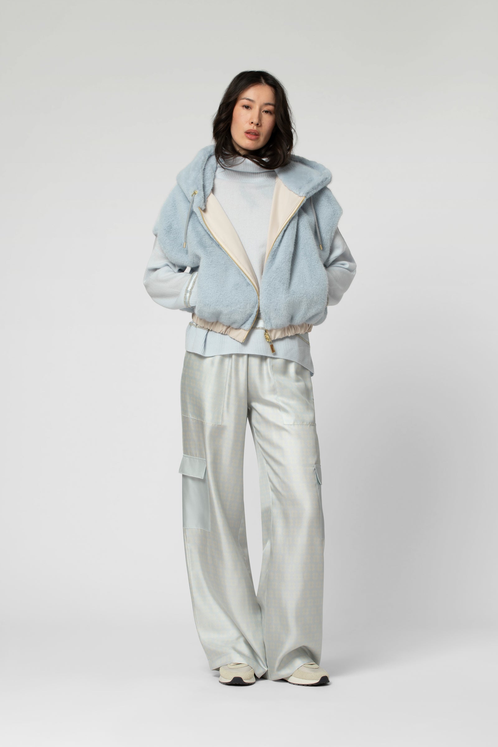 Short faux fur jacket – Reversible nylon – VEA sky blue | Luxury