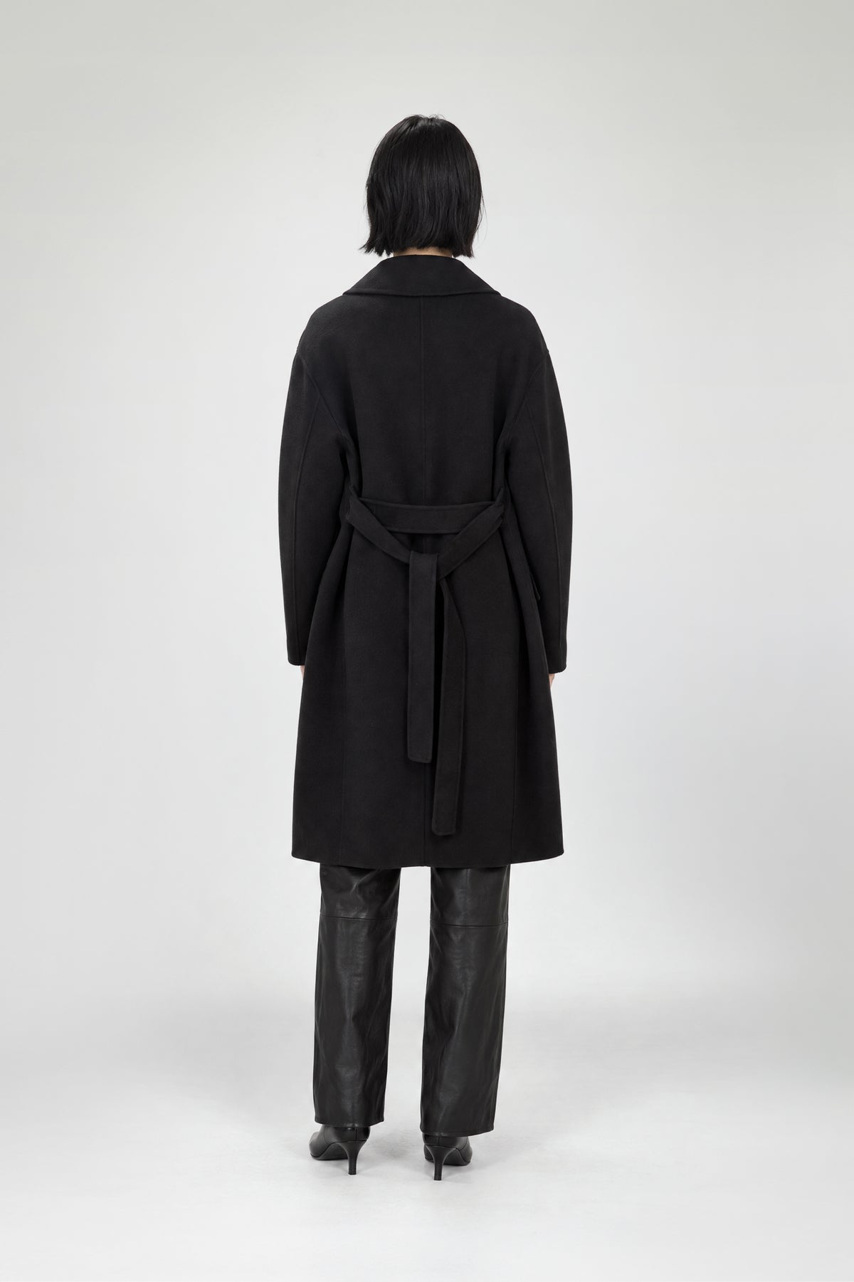 Manteau laine et chameau double face mode femme style rétro chic