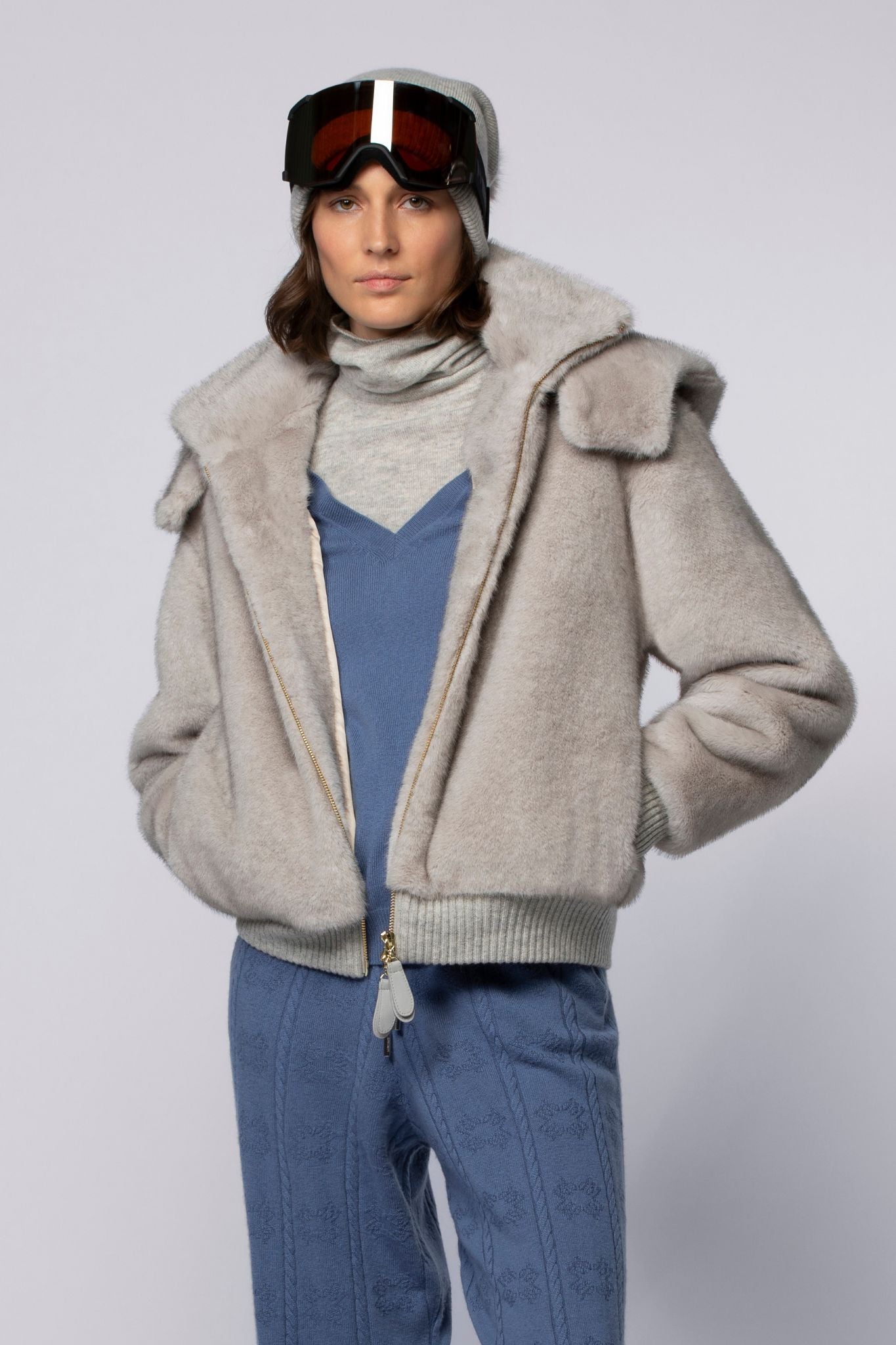 Gilet GALA gris en fausse fourrure haut de gamme MAX&MOI