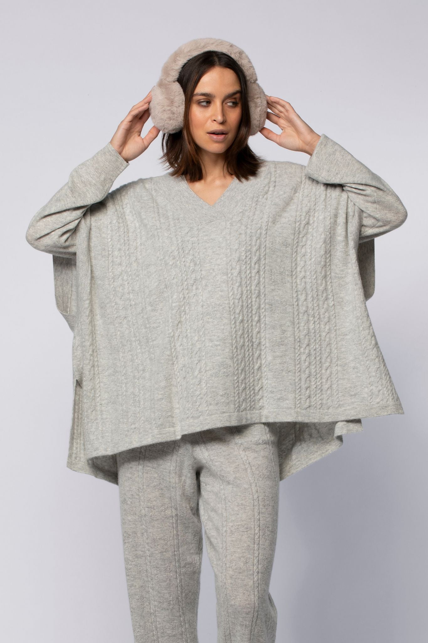 PYLA poncho