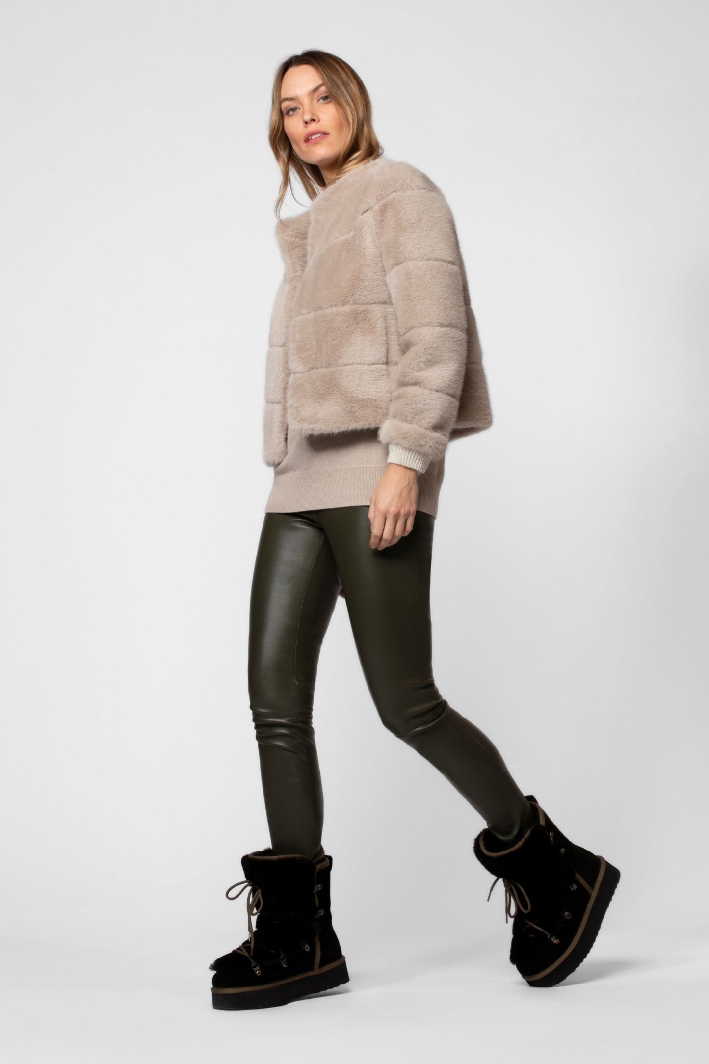 PERLEGGING en cuir