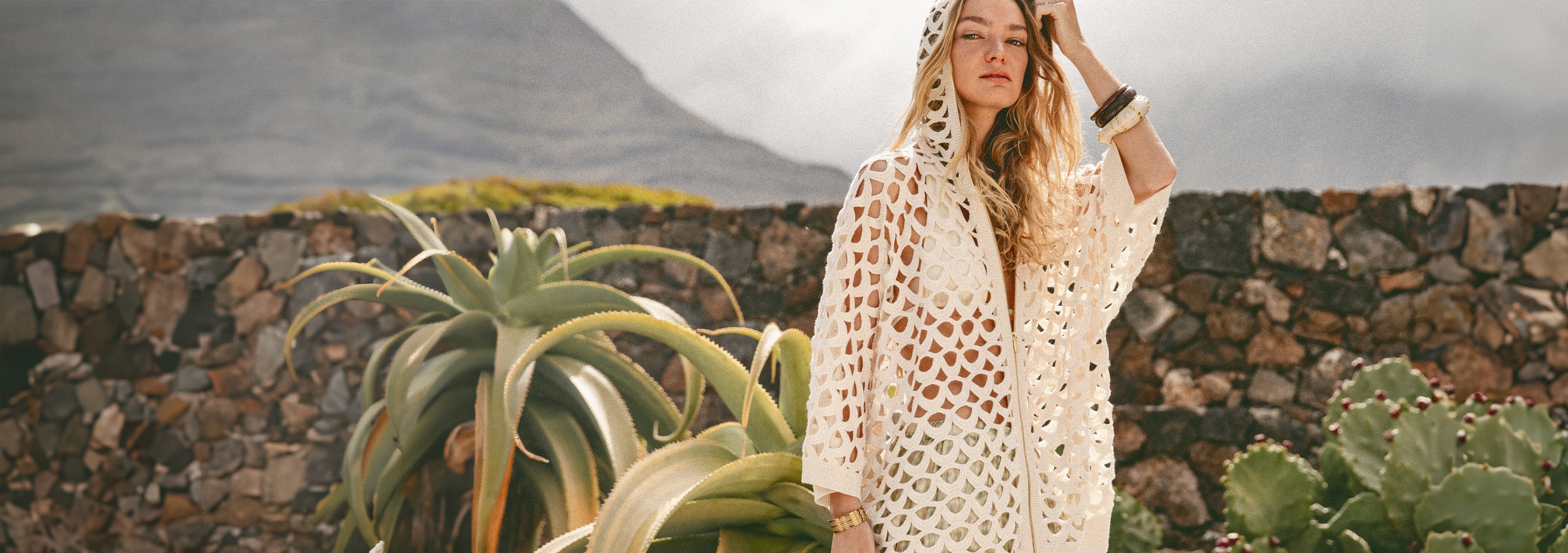 |Summer in White