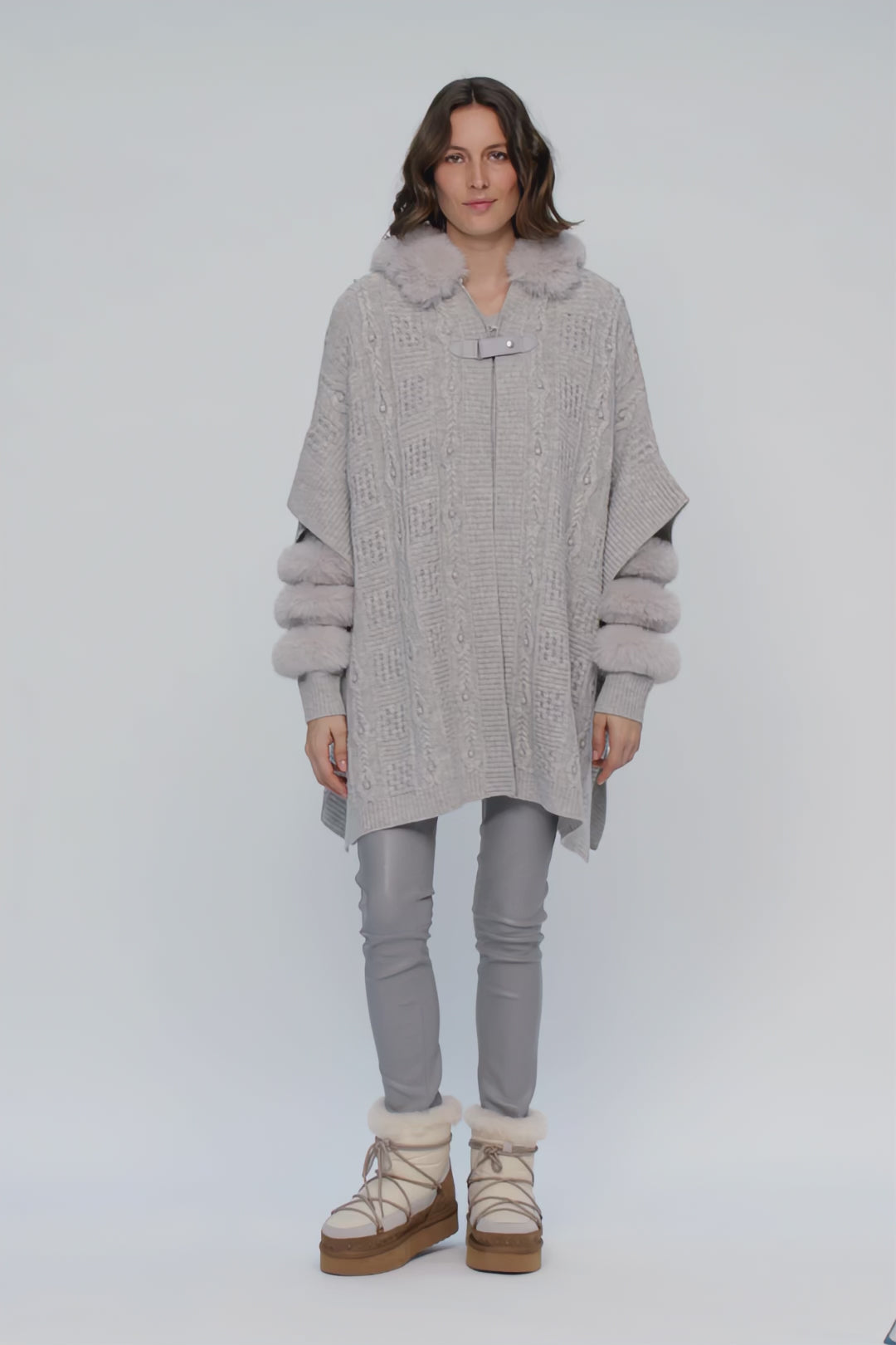 Poncho PERCE gris en laine cachemire haut de gamme MAX&MOI