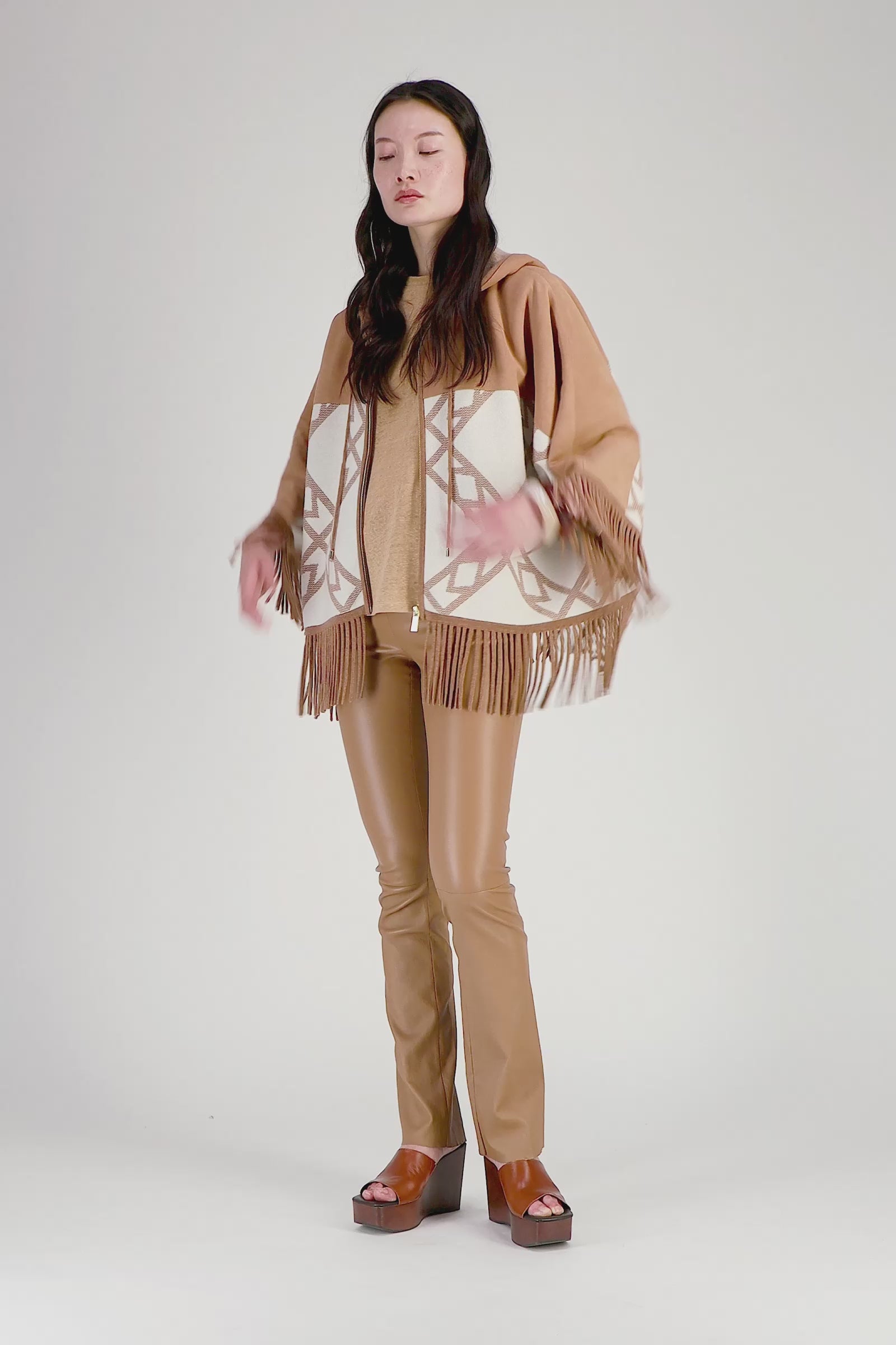Relaxed-fit camel wool and cashmere poncho with suede | Women's