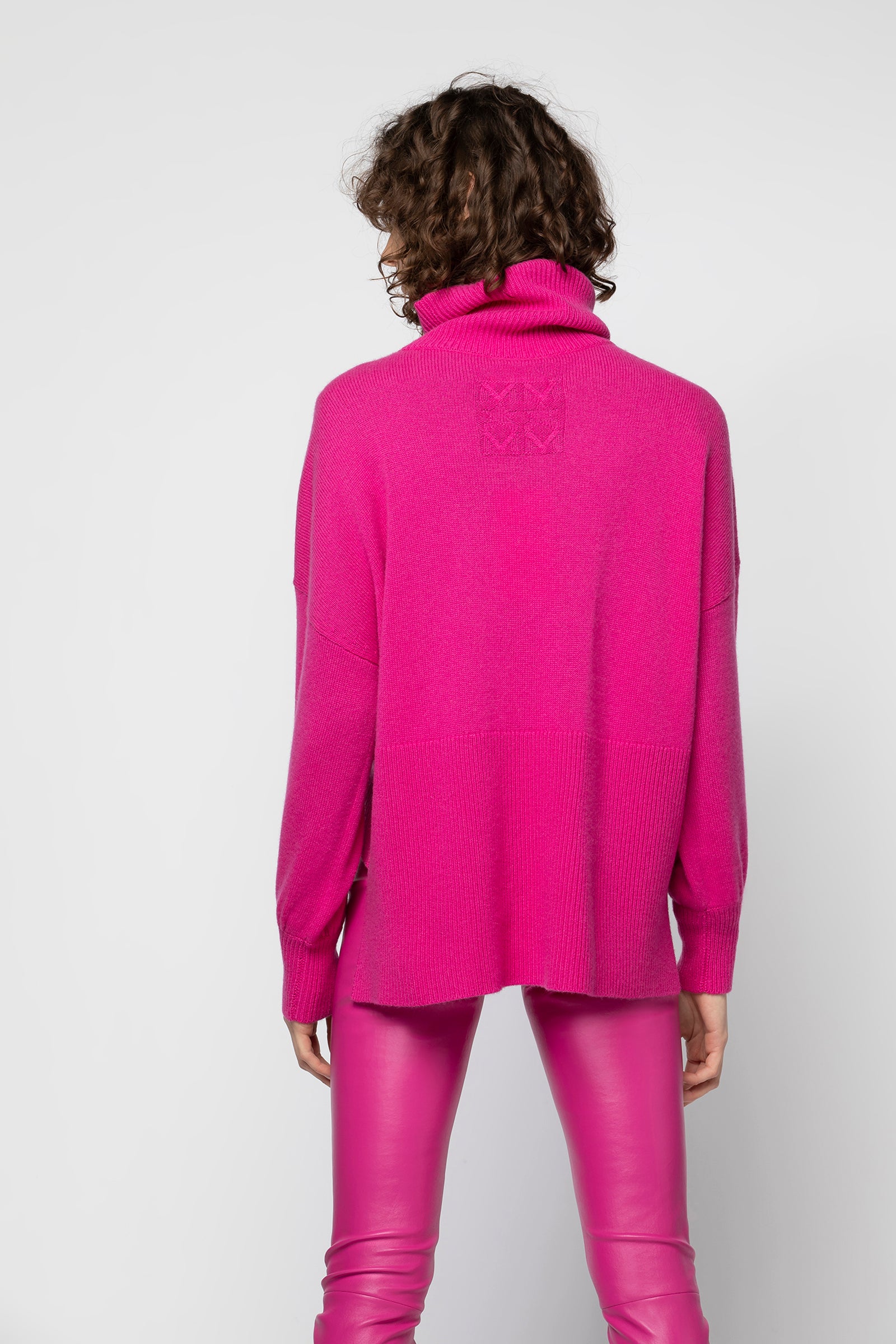 Fuchsia sweater sales