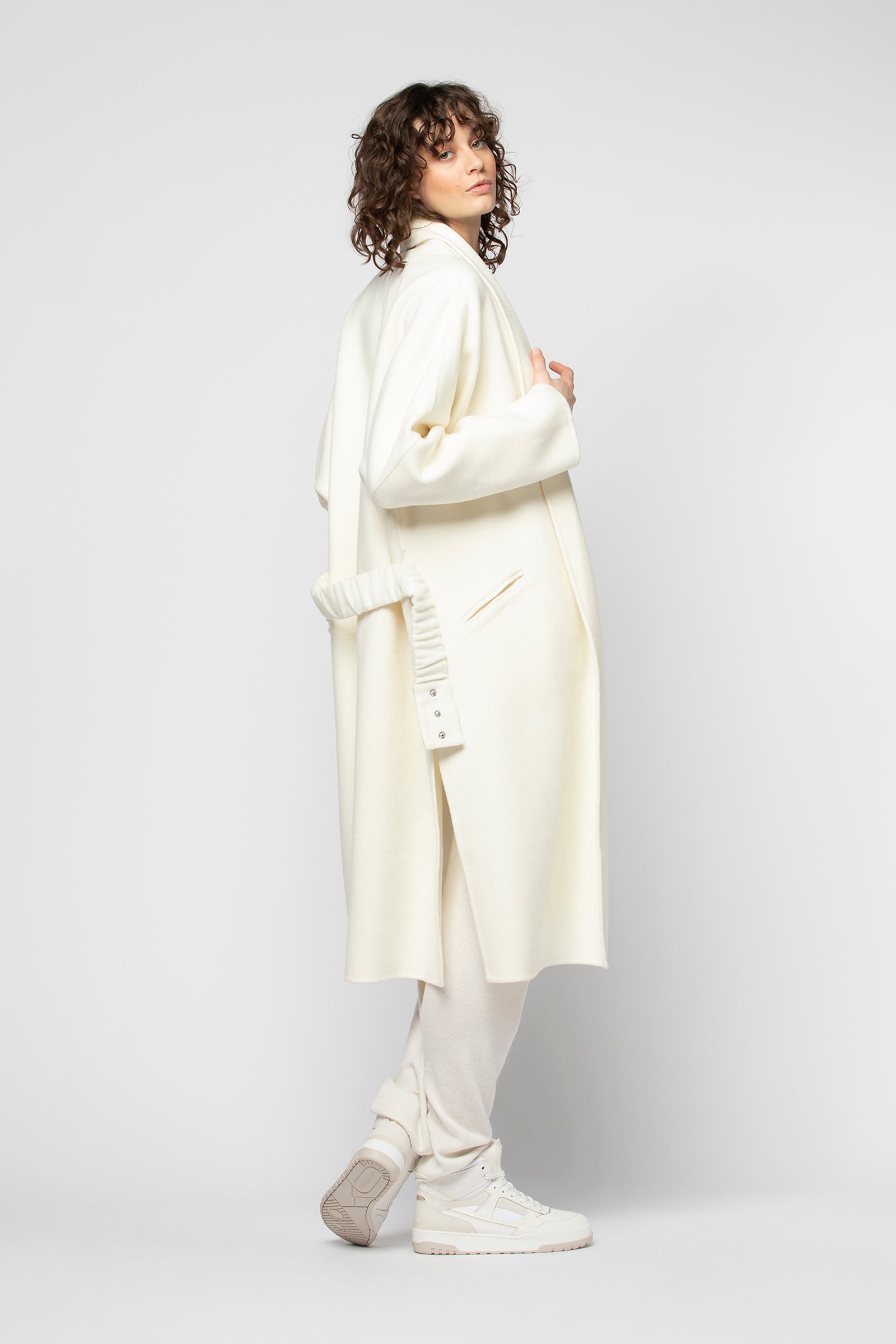Manteau MAELA blanc Laine haut de gamme femme MAX&MOI