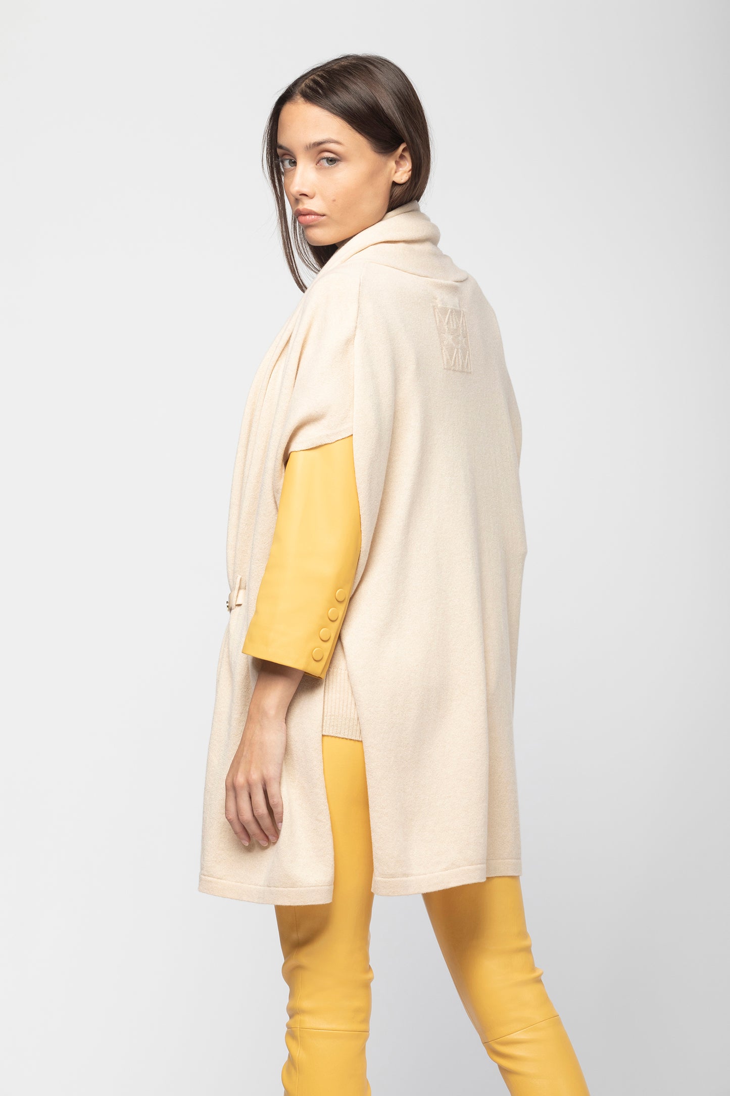 GEELONG raw cashmere poncho